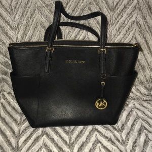 Michael Kors Jet Set Tote